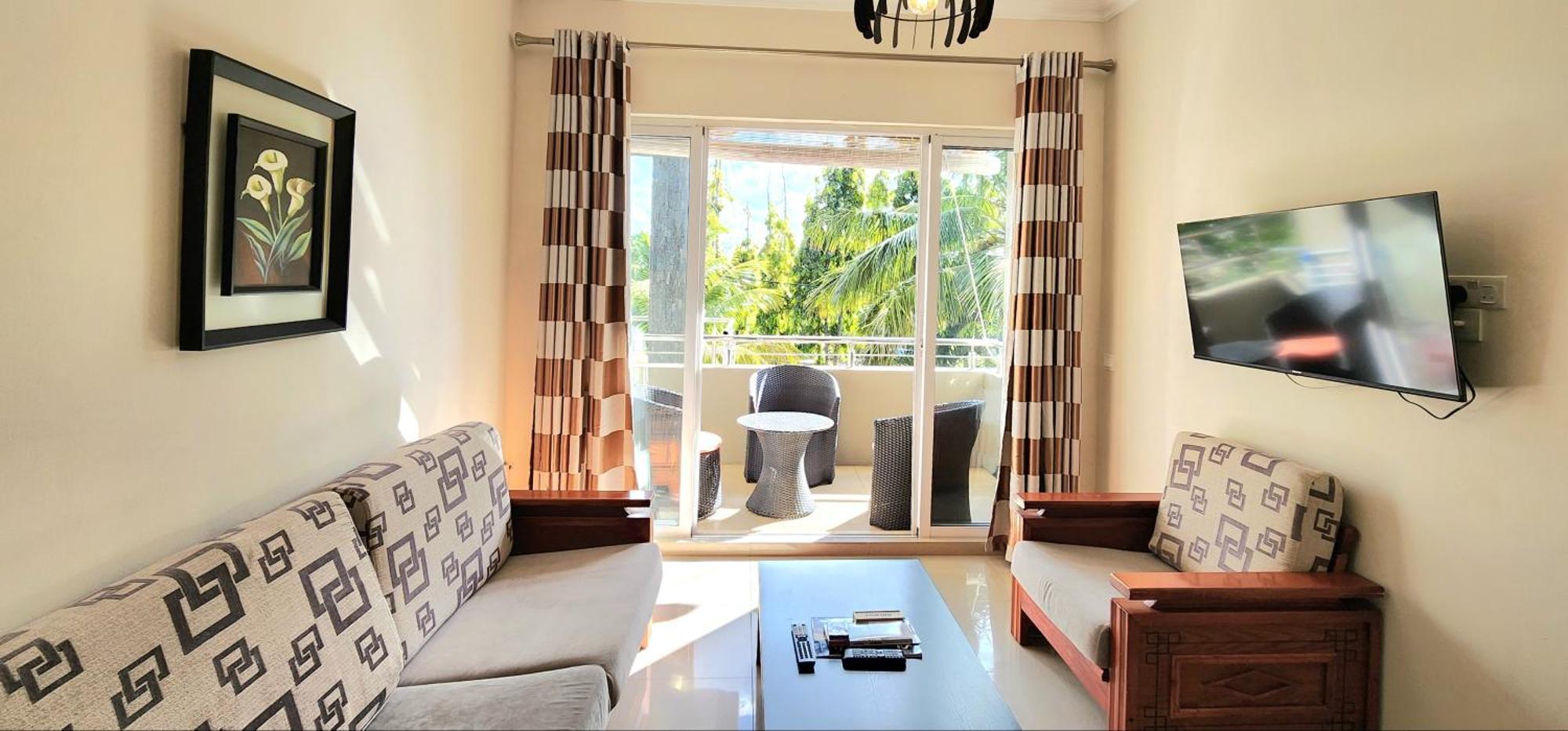 Number 7, 2Nd Floor, Pebble Bay Apartments With Garden View Grand-Baie Exterior photo